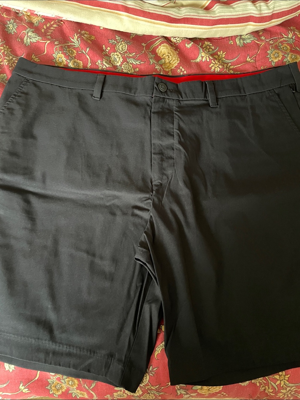 Men's Navy blue Tommy Hilfiger tech Performance Shorts size 44